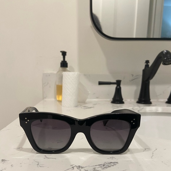 CELINE CL4004in 01D polarized frame sunglasses in black - Picture 3 of 4